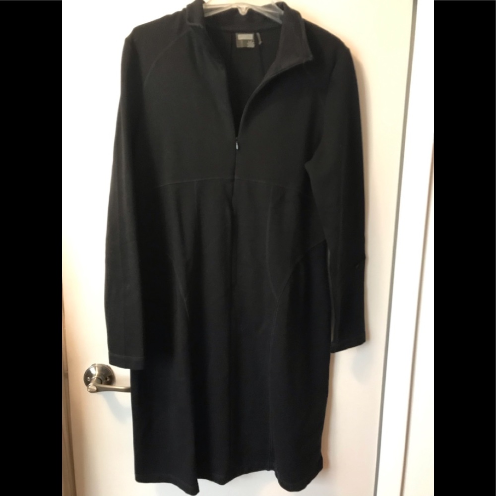 Athleta black dress B-Corp!!!